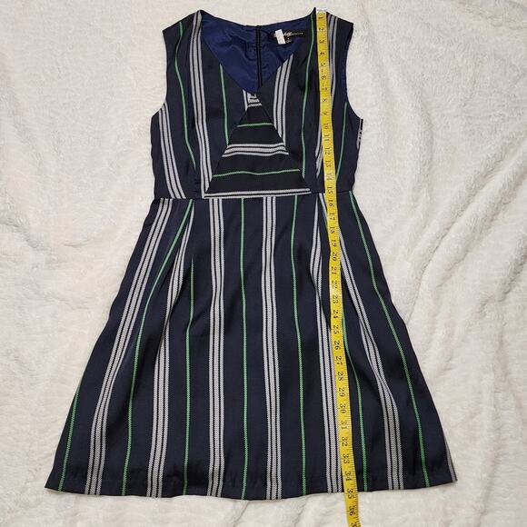 Beautifully Couture Blue Green Striped Sleeveless Lined V-Neck Dress, Small - Picture 8 of 8